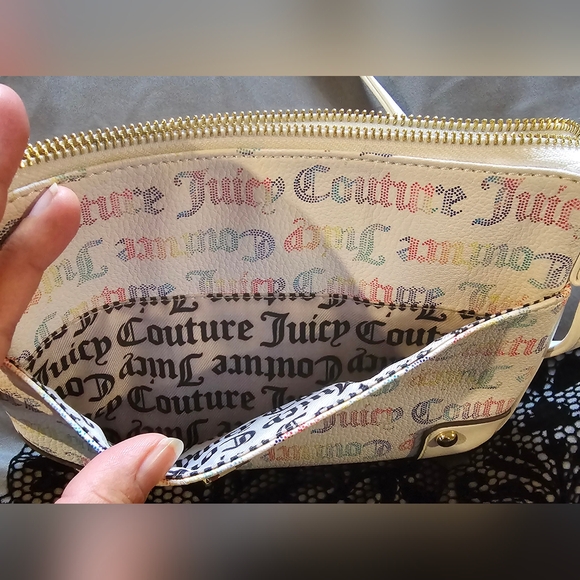 Juicy Couture Crossbody - Picture 9 of 10